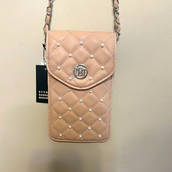 Badgley Mischka Handbags - Badgley Mishka Pearl Strap Quilted Cell Phone Case NWT Cream